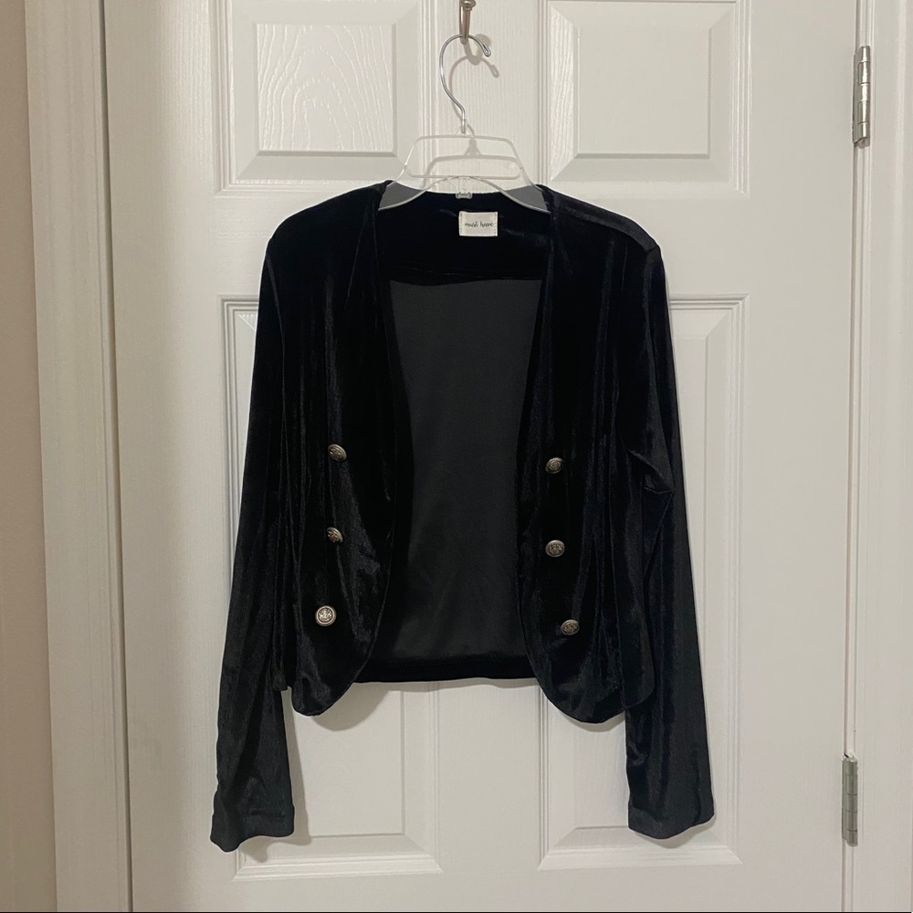 NWT Black Velvet Cropped Jacket - Picture 4 of 9